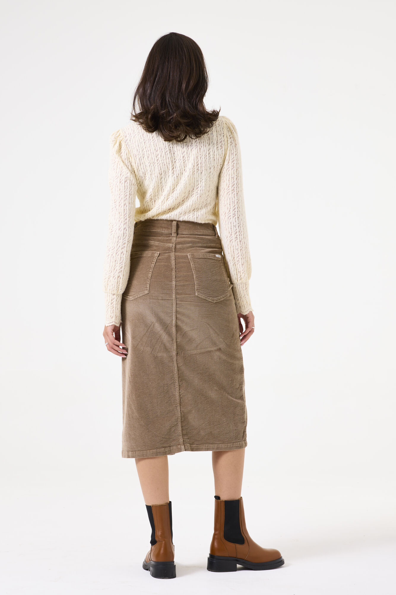 v40212-4294-onmodel-back-2000-6df64812